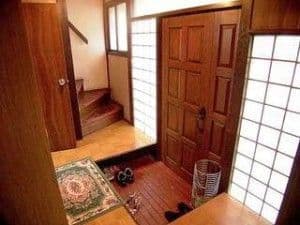 ¿Por qué en Japón se quitan los zapatos?”